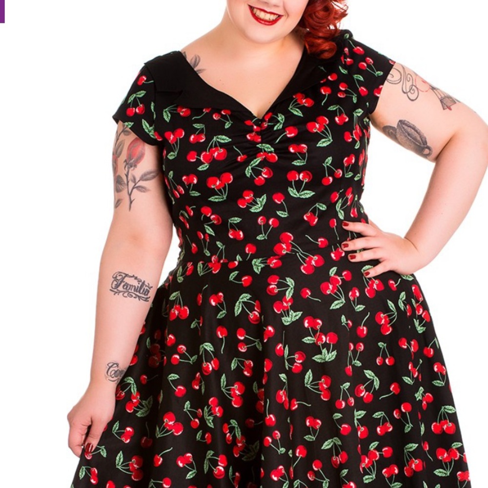 Hell Bunny Vixen Cherry Pop 
Pinup Rockabilly 50's Dress
M